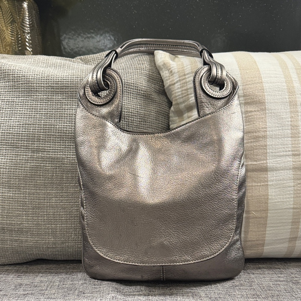 Beyond Elegant Metallic Silver Shoulder Bag